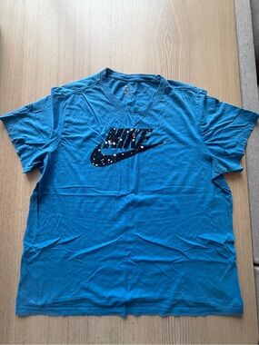 Nike tee Mens XL T-Shirt